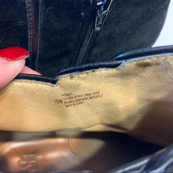 Sofft Black Suede Side Zipper Ankle Boots - Picture 4 of 11